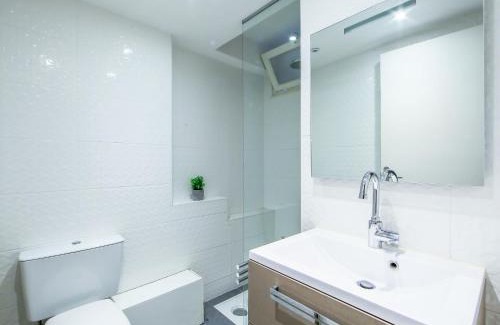 Pointe Croisette Apartment | Apartment Le Corsaire-5 by Interhome