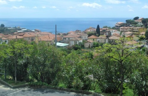 Pompeiana Apartment | Apartment Le Mimose in Pompeiana - 2 persons, 1 bedrooms