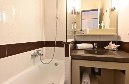 Le Dramont Apartment | Apartment Le Village - E1 208 by Interhome