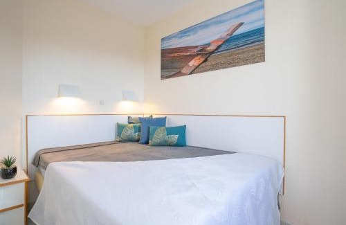 Cap Esterel Apartment | Apartment Le Village - E1320 by Interhome