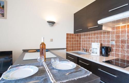 La Madrague Apartment | Apartment Les Aigues Marines-58 by Interhome