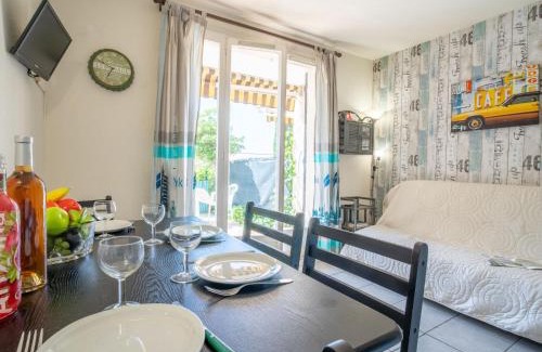 La Madrague Apartment | Apartment Les Aigues Marines-1 by Interhome