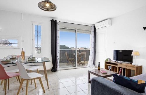 Le Grand Large Apartment | Apartment Les Abysses by Interhome