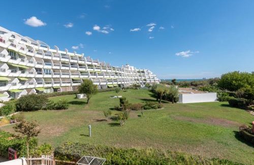 Le Couchant Apartment | Apartment Les Grenadines-6 by Interhome