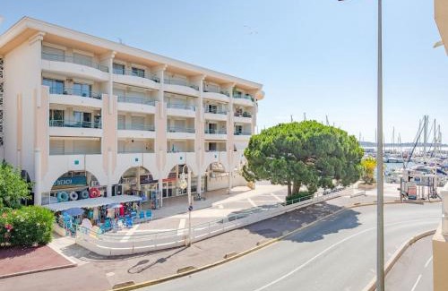 Frejus Port Apartment | Apartment Les Rives Latines-1 by Interhome
