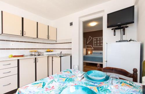 Vrbnik Apartment | Apartment Linda