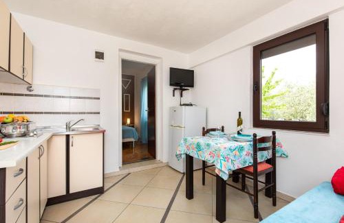 Vrbnik Apartment | Apartment Linda