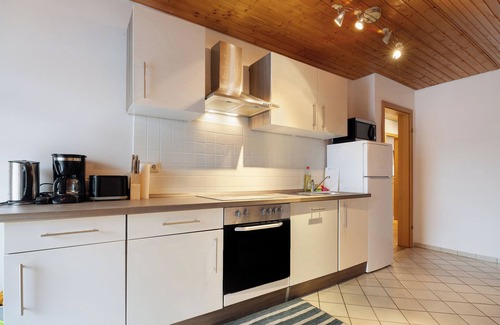 Lebenstedt Apartment | Apartment 'Livingroom Raf1 Apartments Nr 1' with Private Terrace, Balcony and Wi-Fi
