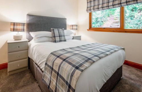 Lewiston Apartment | Apartment Loch Ness View in Drumnadrochit - 9 persons, 4 bedrooms