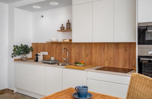 San Pedro de Alcantara Apartment | Apartment Los Almendros I by Interhome