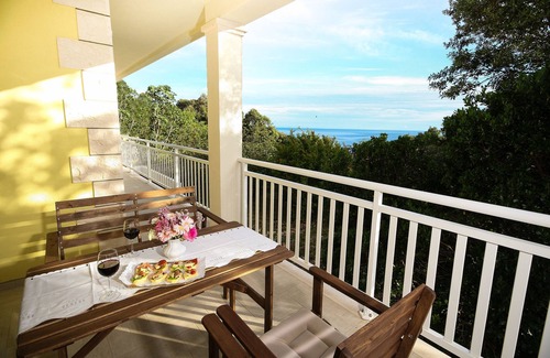 Cavtat Villa | Apartment Lucy with Terrace, Sleeps 4 ;CAVTAT, 750 m from the center