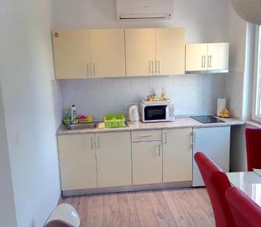 Makarska Apartment | Apartment Luka