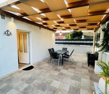Dubrava Apartment | Apartment Luna Pelješac