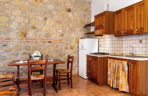 Roccastrada Other | Apartment "Luna" with Terraces, Shared Pool & Wi-Fi
