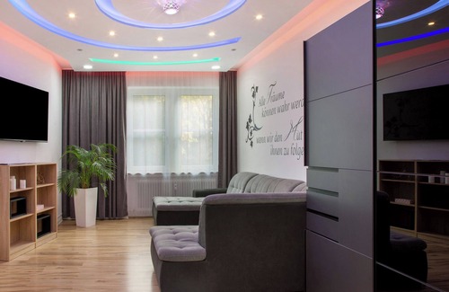Neuburg Apartment | Apartment 'Modern Apartments Neuburg 5 - New' with Wi-Fi