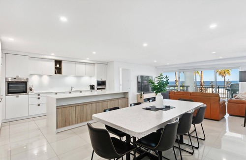 Scarborough Apartment | Apartment M409 - High-end Luxury awaits
