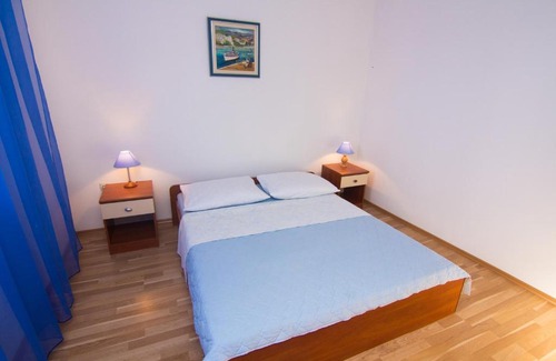Brzac Apartment | Apartment Magdic