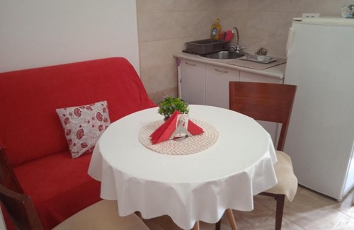Skaljari Apartment | Apartment Maki