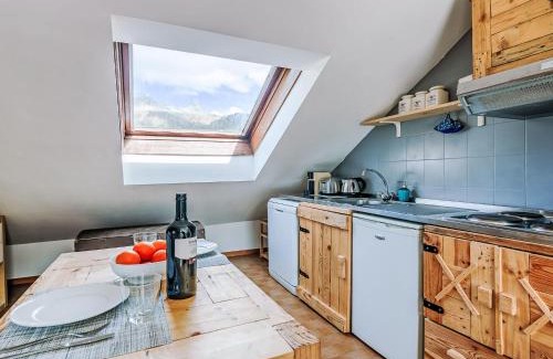 Alba Apartment | Apartment Mansarda Golfieri by Interhome