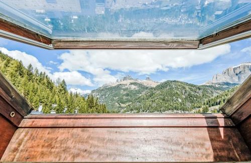 Alba Apartment | Apartment Mansarda Golfieri by Interhome