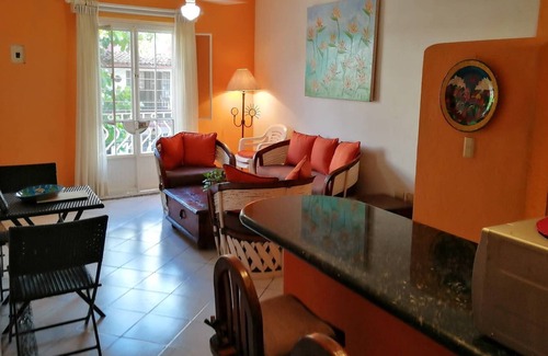 Lazaro Cardenas Apartment | Apartment Maria Luisa