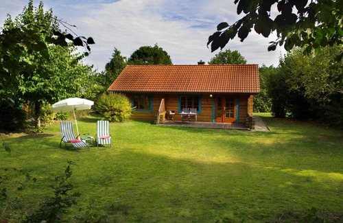 Muritz Apartment | Apartment 'Maria' with Private Terrace, Private Garden and Wi-Fi