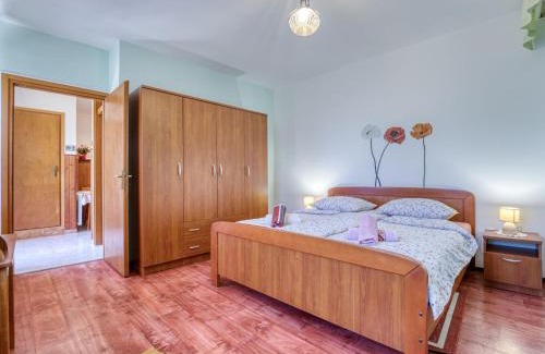 Opric Apartment | Apartment Marija-2 by Interhome