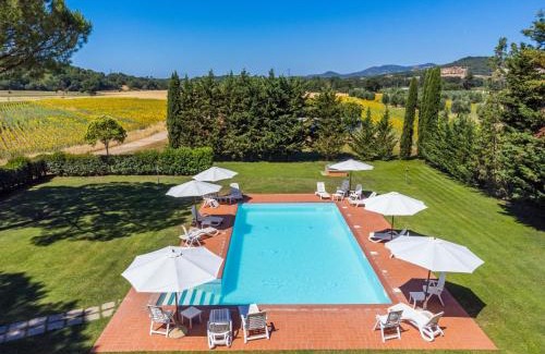 Suvereto Apartment | Apartment Marrone by Interhome