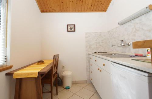 Pokrivenik Apartment | Apartment Martina