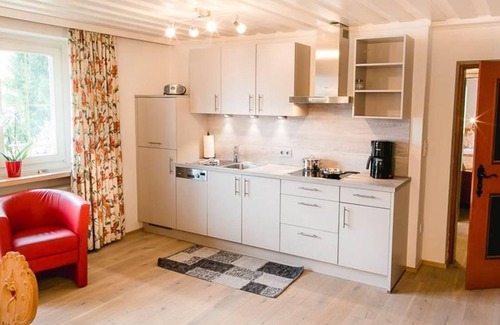 Lofer Apartment | Apartment Maxi = 2 bedrooms/bath, WC - Waldemar Stainer, Haus Michael