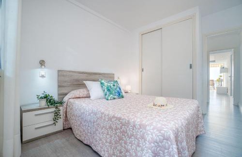 Almadraba-Canyelles Apartment | Apartment Meda Chica
