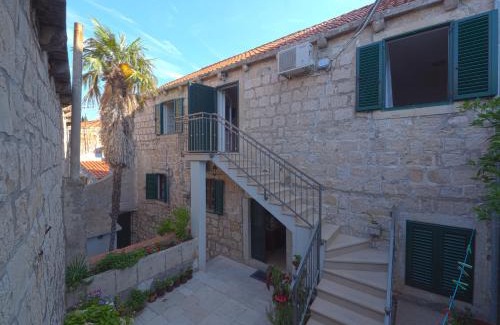 Cavtat Old Town Apartment | Apartment Mengula
