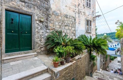 Cavtat Old Town Apartment | Apartment Mengula