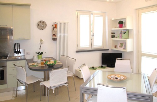 Capanne-Prato-Cinquale Apartment | Apartment Mia by Interhome