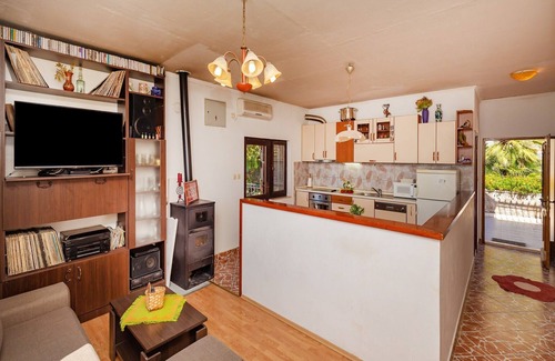 Stravca Apartment | Apartment Mileta - Two Bedroom Apartment with Swimming Pool