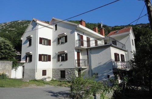 Vratarusa Apartment | Apartment Mira