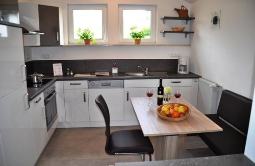 Arnbruck Apartment | Apartment mit 95m2, Balkon & großer Küche bietet Platz für 6 Pers.