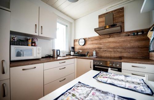 Region Hannover District Apartment | Apartment mit Balkon, perfekt als Monteurwohnung oder Stundentenwohnung