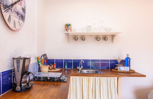 Son Macia Villa | Apartment "Mit Dachterrasse Panoramablick" with Mountain View, Shared Pool & Wi-Fi