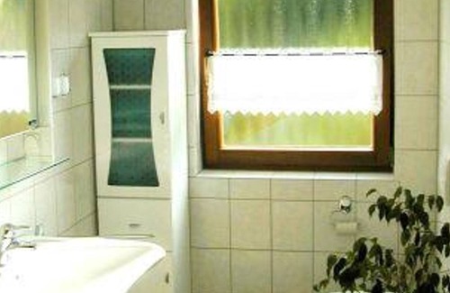 Dommershausen Apartment | Apartment mit Doppelbett - Ferienhof Mies