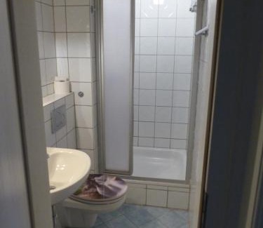 Hausham Apartment | Apartment mit Terrasse am Bach