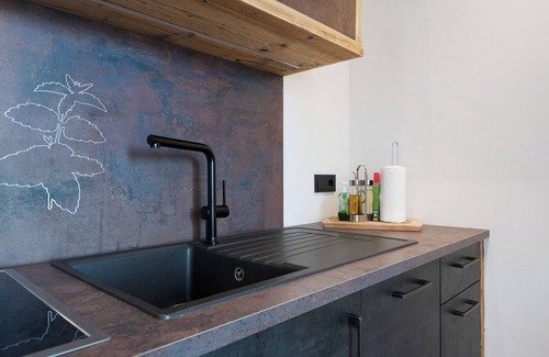 Salonetto Apartment | Apartment 'Moarhof Minze' with Mountain View, Shared Garden and Wi-Fi