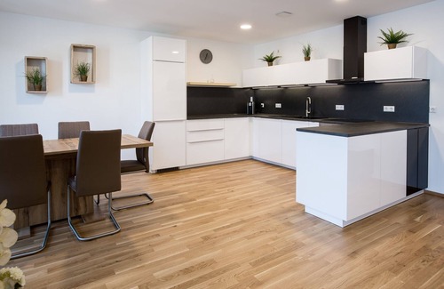 Kornwestheim Apartment | Apartment - Modern and exclusive 4-room apartment