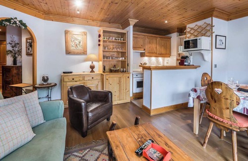 Meribel Centre Villa | Apartment Morel - Two Bedroom Villa, Sleeps 4