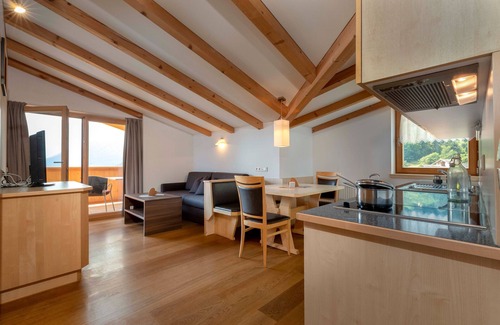 Burgusio Apartment | Apartment 'Moriggl Bergecho' with Mountain View, Shared Terrace and Wi-Fi