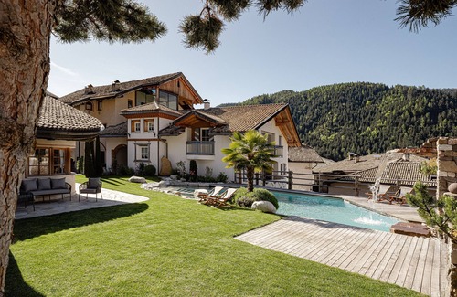 Trodena Apartment | Apartment 'Naturoase Stegerhof Apt Sonnenblume' with Infrared cabin and Shared Pool