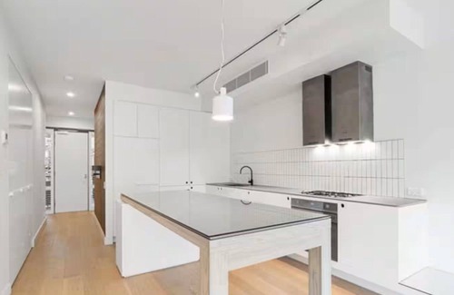 Waterloo Apartment | Apartment near CBD and Airport