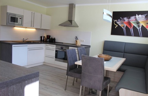 Vitte Apartment | Apartment near the beach, 3 bedrooms, sauna, 2 bathrooms, approx. 130 m², free W-Lan
