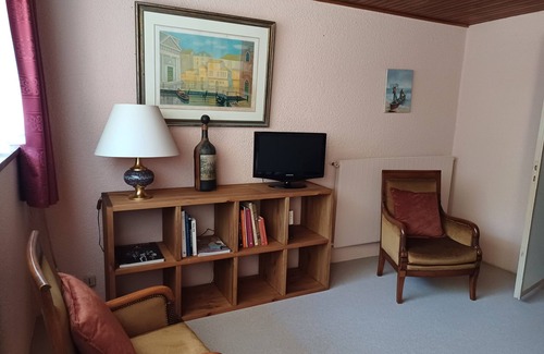 Buxerolles Apartment | Apartment near Futuroscope. Pets allowed