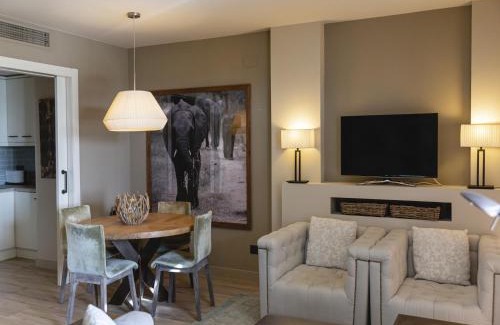 Torroella de Montgri Apartment | Apartment near Golf Course with Pool